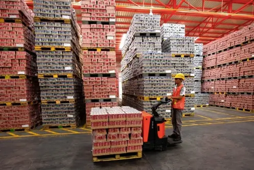 How Wholesale Beverage Buyers Plan Inventory Across Retail and Distribution Channels