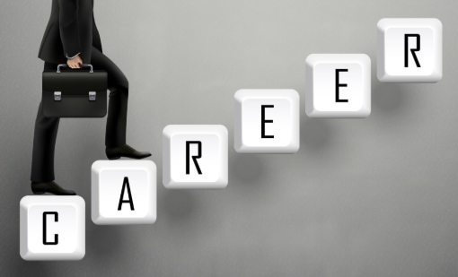 How to Build a Career in Digital Marketing